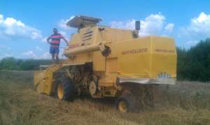 Vand combina NEW HOLLAND 1520 ANUL 1985