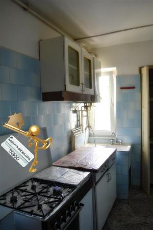 Apartament 2 camere decomandate zona Vasile Aaron