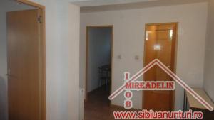INCHIRIEZ APARTAMENT 2 CAMERE,   STRAND II