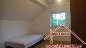 INCHIRIEZ APARTAMENT 2 CAMERE,  ona STRAND II