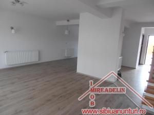 INCHIRIEZ VILA 4 CAMERE,   ZONA REZIDENTIALA SELIMBAR