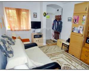 Particular,  vand garsoniera ,  Brasov,  centrul vechi