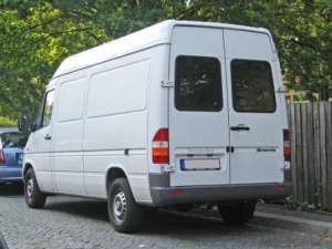 Dezmembrari piese microbuze Mercedes Sprinter si Volkswagen LT
