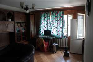 vand apartament 3 camere decomandat Oradea Decebal