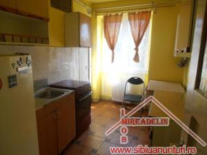 INCHIRIEZ APARTAMENT 2 CAMERE,  STEFAN CEL MARE