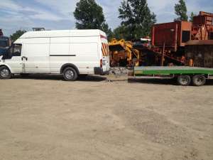 transport autoturisme pe platforma pe ruta Austria/Romania