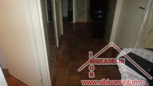 INCHIRIEZ APARTAMENT 2 CAMERE,  MIHAI VITEAZU