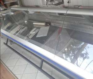VITRINA FRIGORIFICA LINDTE (SUPER PRODUS) ADUSA DIN GERMANIA

LUNGIME 4M GEAM CURBAT AGREGAT INTER