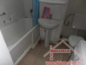 INCHIRIEZ APARTAMENT 2 CAMERE IN STRAND