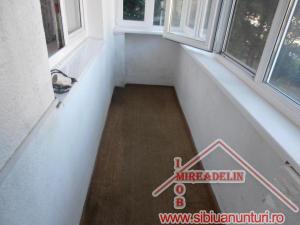 INCHIRIEZ APARTAMENT 2 CAMERE IN STRAND