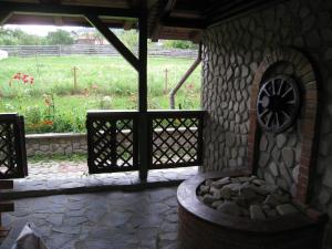 VILA-CASA VACANTA CEAHLAU LA 200METRI DE BICAZ
