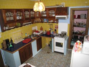 VILA-CASA VACANTA CEAHLAU LA 200METRI DE BICAZ