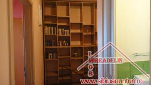 INCHIRIEZ APARTAMENT 3 CAMERE,  VASILE AARON