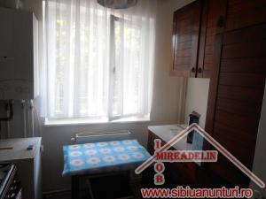 INCHIRIEZ APARTAMENT 2 CAMERE,  ZONA Calea Dumbravii