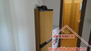 INCHIRIEZ APARTAMENT 4 CAMERE in Zona Garii