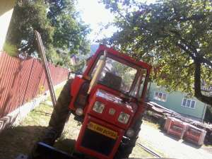 TRACTOR U651
