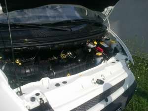 Vand Ford Transit an 2002,  motor de 2l diesel, punte simpla pe spate