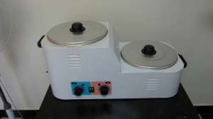 Vand mobilier coafor second hand