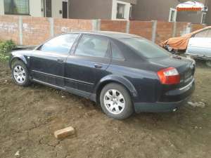 Dezmembrez si cumpar AUDI A4 2.0 benzina