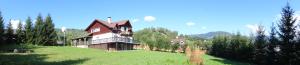 VILA-CASA VACANTA CEAHLAU LA 200METRI DE BICAZ