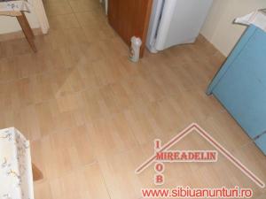 Inchiriez apartament cu 2 camere zona Mihai Viteazu