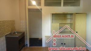 INCHIRIEZ APARTAMENT 2 CAMERE CARTIER STRAND