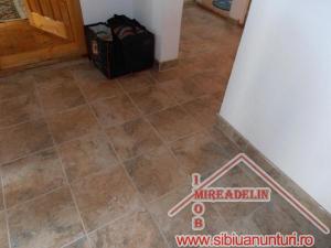 INCHIRIEZ APARTAMENT 3 CAMERE,  TEREZIAN
