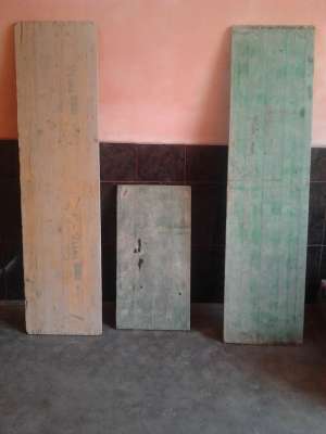 Inchiriez unelte constructii popici,  schela, placi-dure cofrat