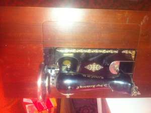 v�nd mașina de cusut Singer serie C2552822, stare buna , an fabricatie 1908-1909