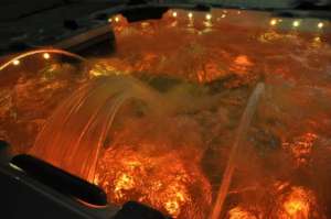 Reparam modificam  si montam orice tip de jacuzzi spa,  suplimentari duze jet sau aer,  inlocuit pom