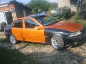 Dezmembrez opel vectra b