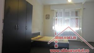 INCHIRIEZ APARTAMENT 2 CAMERE,   PIATA CIBIN