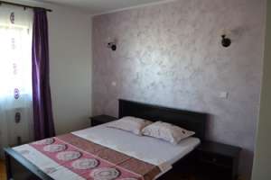 VILA  6 CAMERE CU BAIE