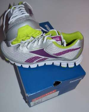 Adidasi Reebok fete,  Originali,  Running ,  ieftini