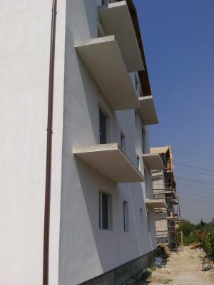 Apartamente 2 camere Bragadiru lac