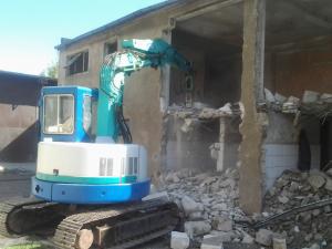 INCHIRIEZ MINIINCARCATOARE MINIEXCAVATOARE