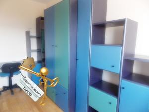 Apartament 3 camere semidecomandate zona Turnisor