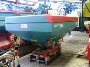 DISTRIBUITOR INGRASEMINTE 3000 l