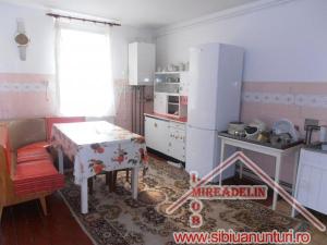INCHIRIEZ APARTAMENT 3 CAMERE,   LA CASA,   CENTRAL