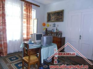 INCHIRIEZ APARTAMENT 3 CAMERE,   LA CASA,   CENTRAL