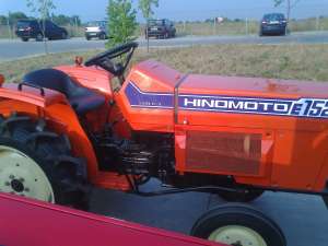 Tractor Japonez Hinomoto E152 RECONDITIONAT pt.vie,     livada,     gradina si sera.