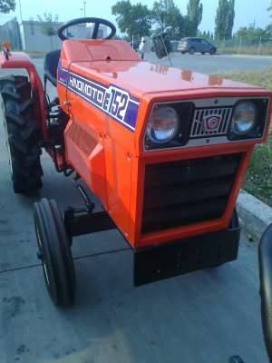 Tractor Japonez Hinomoto E152 RECONDITIONAT pt.vie,     livada,     gradina si sera.