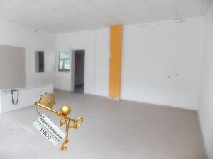 Spatiu comercial 92 mp de inchiriat zona Vasile Milea