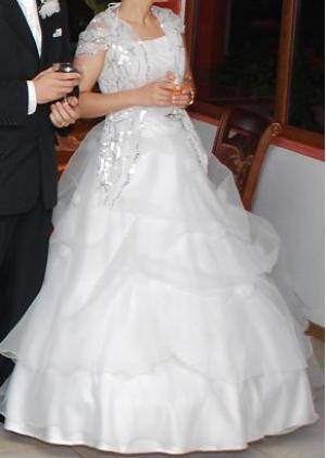 Vand avantajos rochie de mireasa