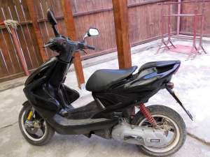 Vand Yamaha Aerox sau schimb cu Galaxy s3