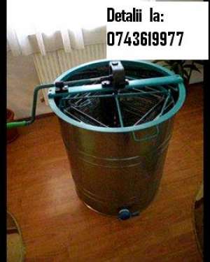 Centrifuga inox pentru extras mierea de albine