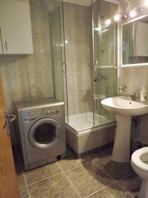 Inchiriez apartament cu 2 camere - Proprietar