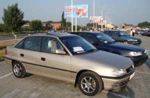 Dezmembrez Opel Astra 1997 1.6 16v