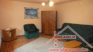 INCHIRIEZ APARTAMENT 2 CAMERE,   ZONA MILEA