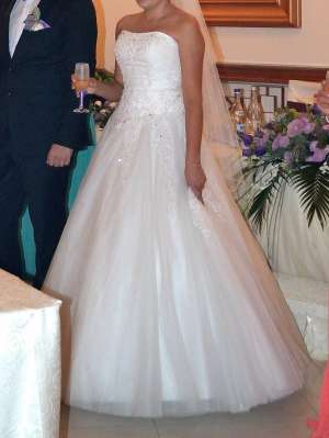 vand rochie de mireasa gen printesa